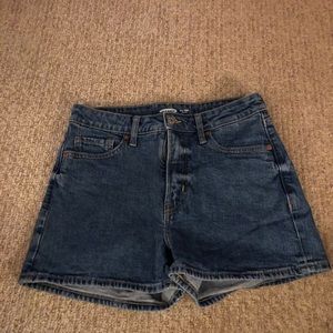 Old navy jean shorts